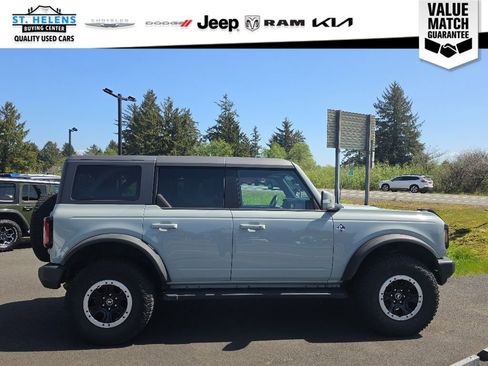 Used 2023 Ford Bronco Outer Banks w/ Sasquatch Package AWD/4WD image 5