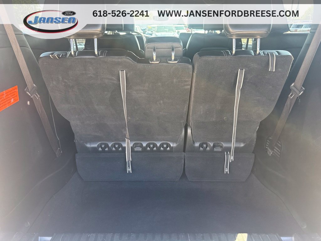 Used 2025 Chrysler Pacifica Select FWD image 34