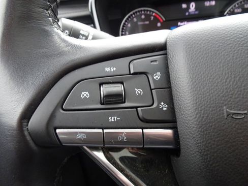 Certified 2023 Cadillac XT6 Premium Luxury image 29