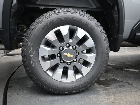New 2026 Chevrolet Silverado 2500 Custom w/ Custom Value Package AWD/4WD image 11