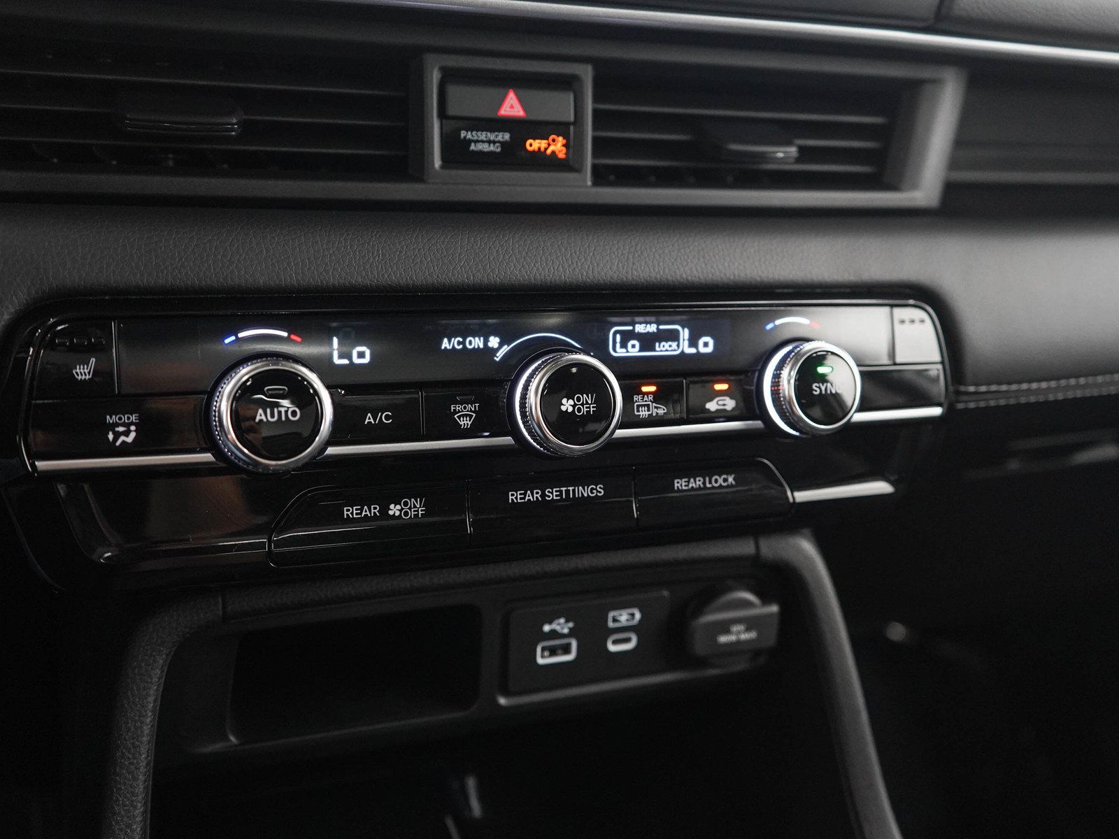 Used 2025 Honda Pilot Touring image 23