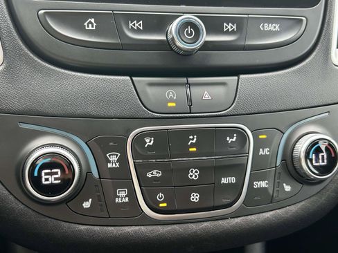 Used 2024 Chevrolet Malibu LT FWD image 20