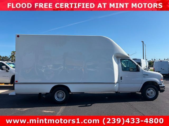 Used 2019 Ford E-350 and Econoline 350 Super Duty RWD image 14