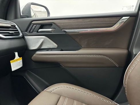 New 2026 GMC Acadia Denali Ultimate image 47