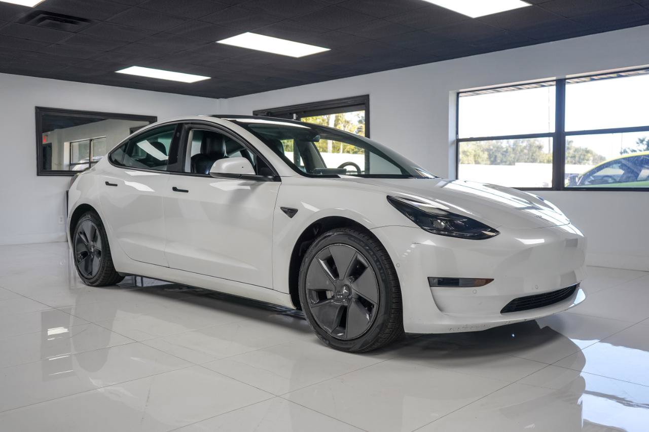 Used 2022 Tesla Model 3 Long Range AWD/4WD image 9