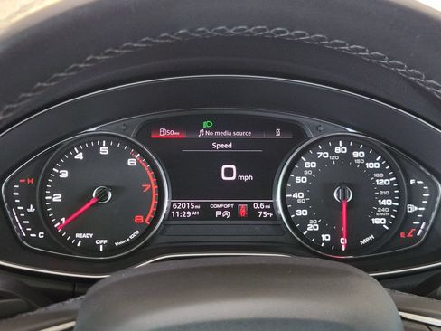 Used 2021 Audi Q5 2.0T Premium w/ Convenience Package AWD/4WD image 16