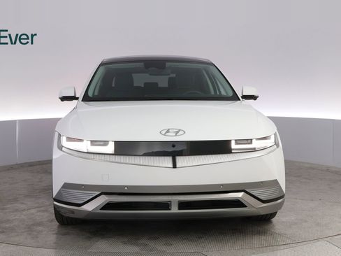 Used 2024 Hyundai Ioniq 5 Limited image 12