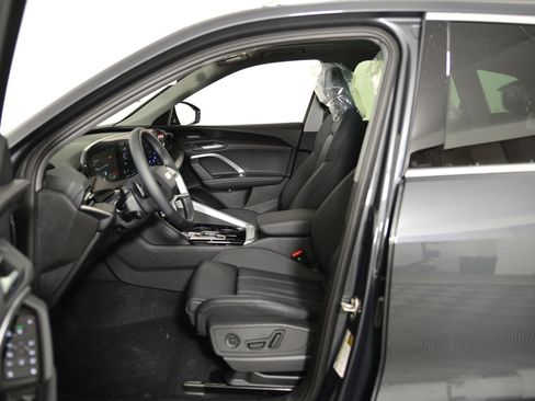 New 2025 Audi Q5 Premium Plus image 23