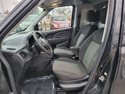 Used 2019 RAM ProMaster City Tradesman image 2