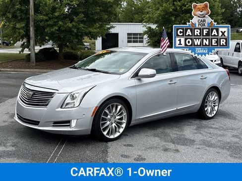 Used 2016 Cadillac XTS Platinum FWD image 2