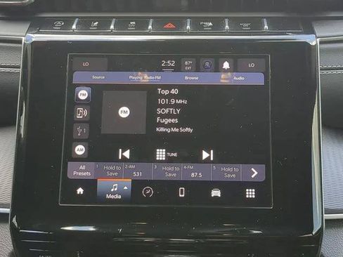 Certified 2024 Jeep Grand Cherokee Laredo AWD/4WD image 20