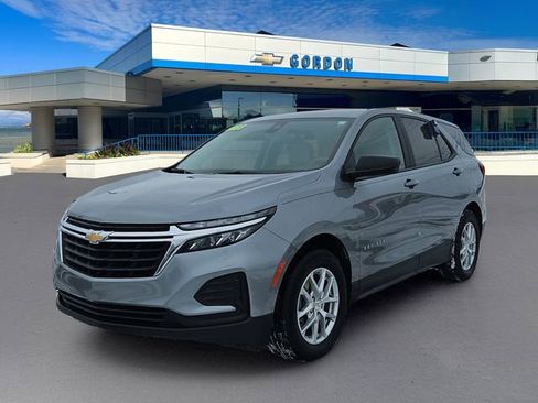 Used 2023 Chevrolet Equinox LS w/ LS Convenience Package image 1