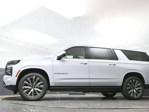 New 2026 Chevrolet Suburban High Country AWD/4WD image 50