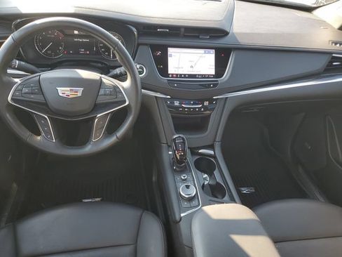 Certified 2023 Cadillac XT5 Premium Luxury w/ LPO, Floor Liner Package AWD/4WD image 28