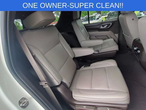 Used 2022 GMC Yukon SLT w/ SLT Premium Package AWD/4WD image 37