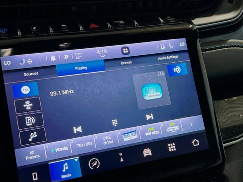 Used 2022 Jeep Grand Cherokee Trailhawk w/ Advanced Protech Group II image 11