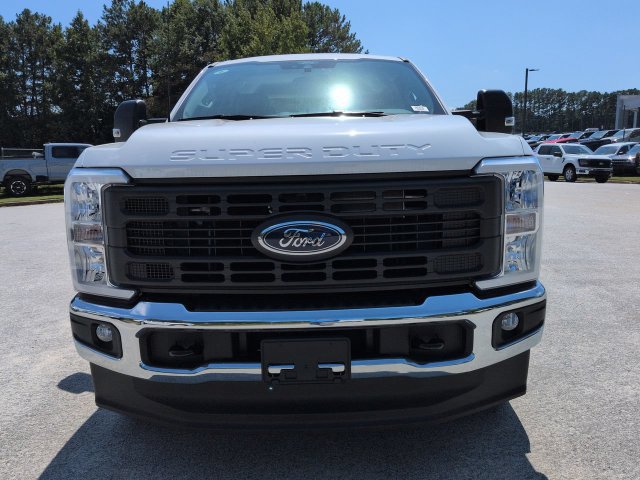 New 2026 Ford F250 XL w/ XL Chrome Package AWD/4WD image 8