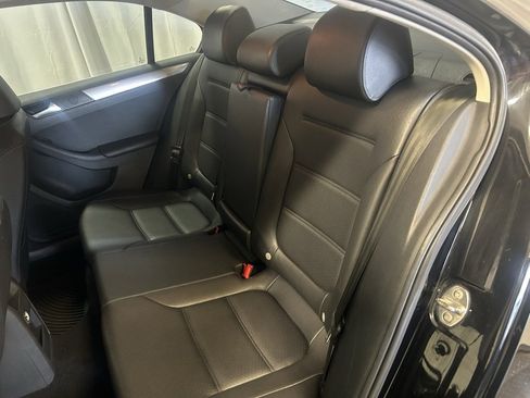 Used 2018 Volkswagen Jetta SE image 20