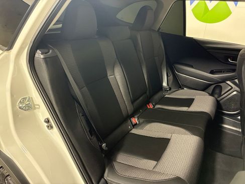 Used 2024 Subaru Outback Premium image 27