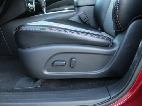 Used 2020 Nissan Pathfinder SV w/ Rock Creek Edition image 12