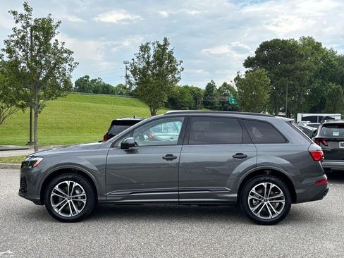 Used 2025 Audi Q7 2.0T Premium Plus w/ Premium Plus Package AWD/4WD image 11