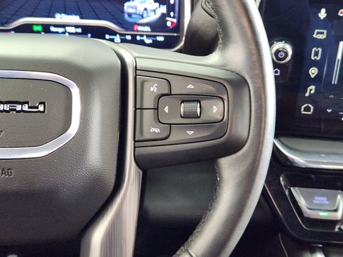 Used 2025 GMC Sierra 2500 Denali Ultimate image 19