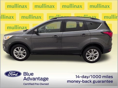 Used 2019 Ford Escape SEL FWD image 10