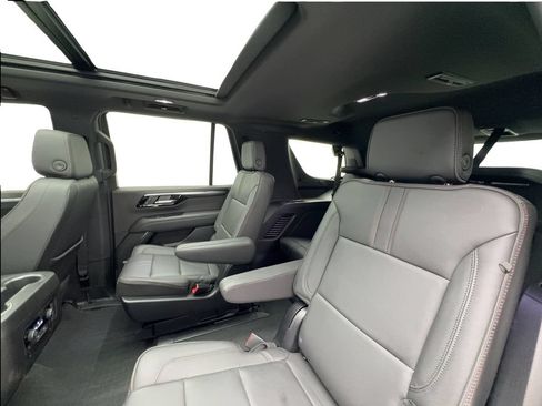 Used 2025 Chevrolet Tahoe RST w/ Comfort Package AWD/4WD image 20