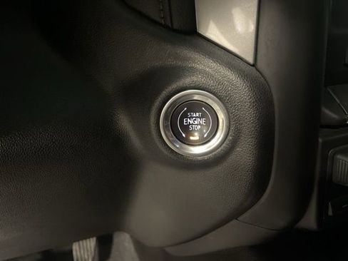 Used 2020 Chevrolet Silverado 2500 LTZ w/ LTZ Convenience Package image 33