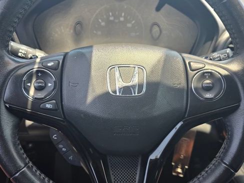 Used 2019 Honda HR-V Sport image 25