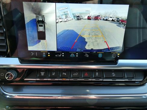 Certified 2024 Chevrolet Silverado 2500 High Country w/ Technology Package image 31