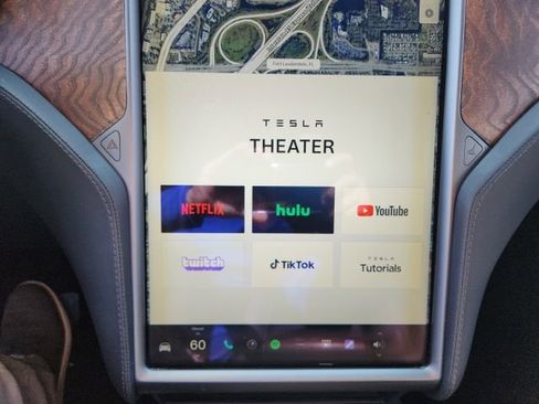 Used 2018 Tesla Model X 75D image 32