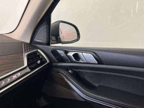 Used 2026 BMW X7 xDrive40i image 30