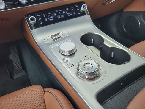 New 2026 Genesis GV70 2.5T Advanced AWD/4WD image 9