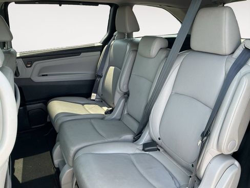 Used 2018 Honda Odyssey EX-L image 13