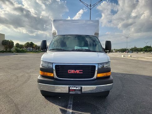 New 2025 GMC Savana 3500 Extended w/ Power Convenience Package image 5