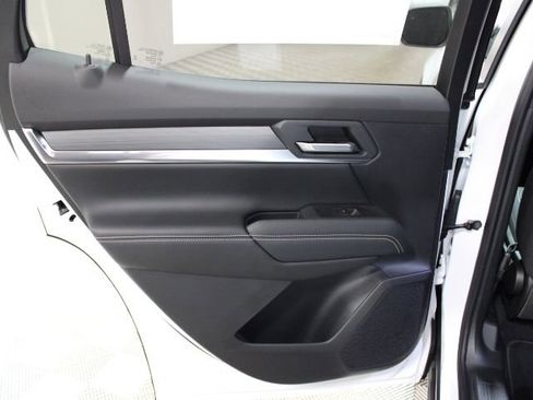 New 2026 GMC Terrain Elevation w/ Technology Package II image 25