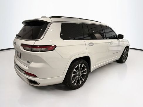 Used 2021 Jeep Grand Cherokee L Overland w/ Advanced Protech Group III AWD/4WD image 7