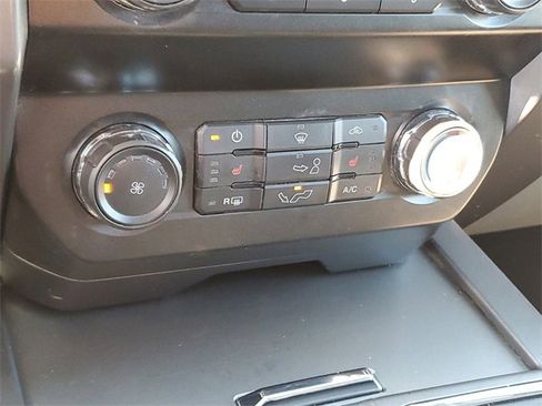 Used 2019 Ford F150 XLT w/ Equipment Group 302A Luxury image 21