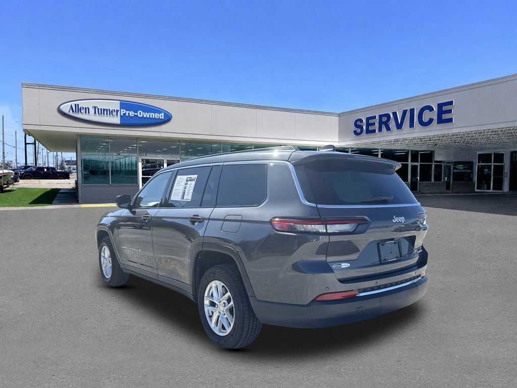 Used 2025 Jeep Grand Cherokee L Laredo RWD image 6