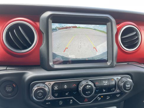 Used 2018 Jeep Wrangler Rubicon image 19
