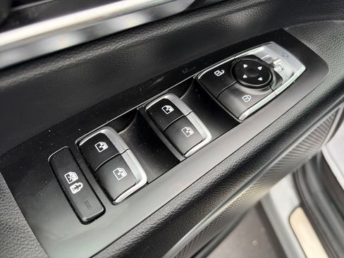 Used 2024 Kia Telluride SX X-Line AWD/4WD image 18