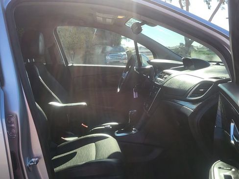 Used 2015 Buick Encore FWD image 18