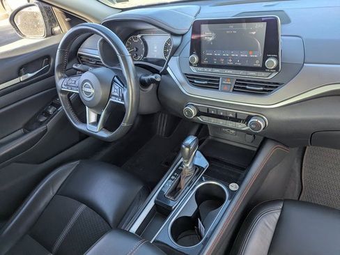 Used 2024 Nissan Altima 2.5 SR image 32