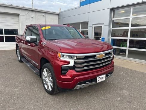 Used 2025 Chevrolet Silverado 1500 High Country w/ High Country Premium Package image 2