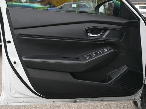 Used 2023 Honda Accord Sport image 28