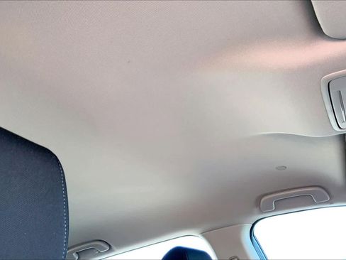 Used 2023 Honda CR-V LX image 13