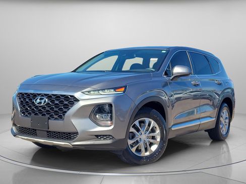 Used 2019 Hyundai Santa Fe SE image 2