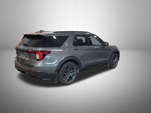 Used 2025 Ford Explorer ST-Line w/ Premium Package AWD/4WD image 4