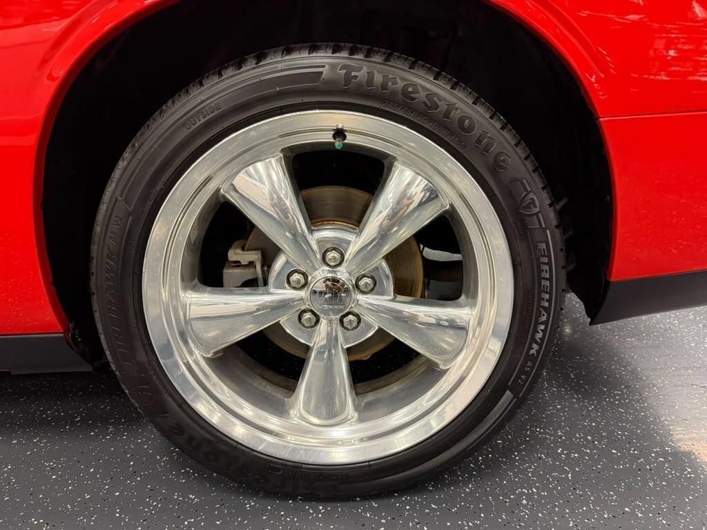 Used 2010 Dodge Challenger R/T RWD image 12